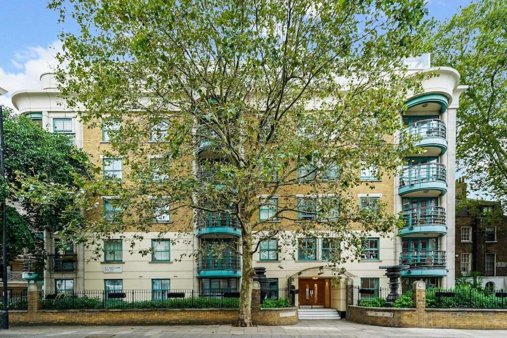 Spacious 1 Bedroom Apt Near Marble Arch Лондон Екстериор снимка